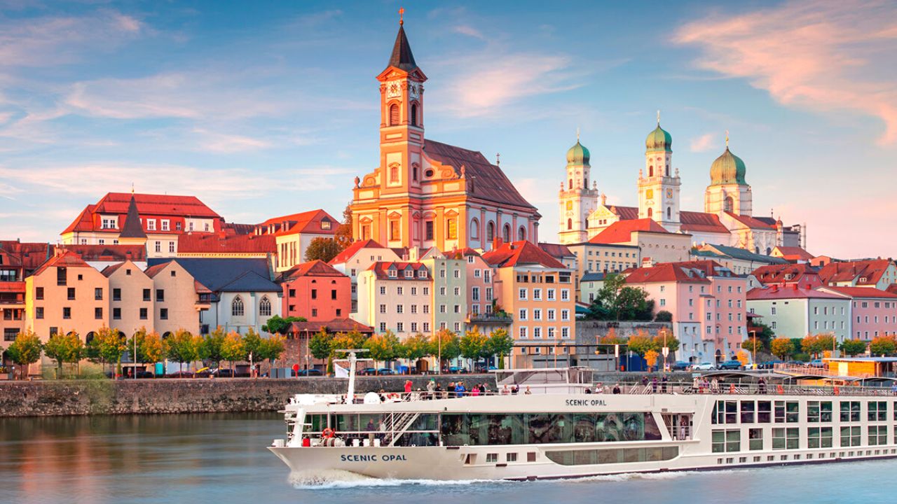 CRUCEROS FLUVIALES DE LUJO SCENIC RIVER LUXURY CRUISES RHINE DANUBE RIVER CRUISES SCENIC CRUISES #CrucerosDeLujo #CrucerosFluviales #CrucerosFluvialesDeLujo #ScenicRiverCruises #ScenicCruises #Scenic #Cruceros #LuxuryCruises #LuxuryTravel #Cruceroclick
